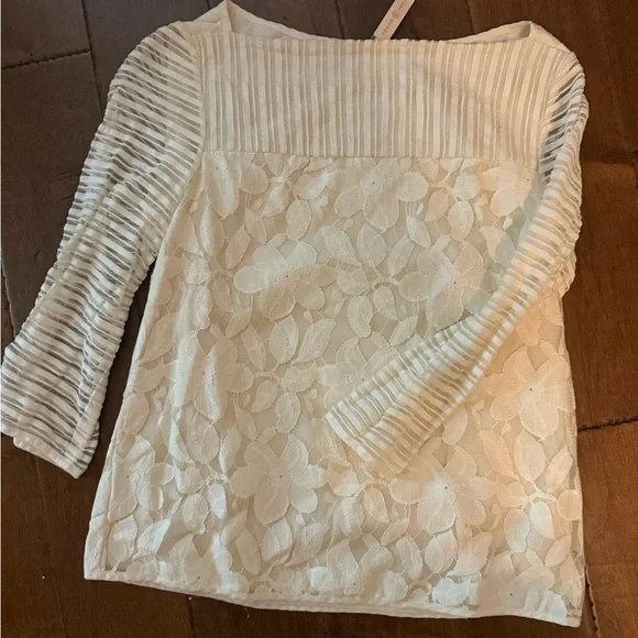 Tory Burch Cream Pleated 3/4 Sleeve Blouse - Picture 3 of 4